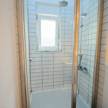Smart By Summitvista 4*