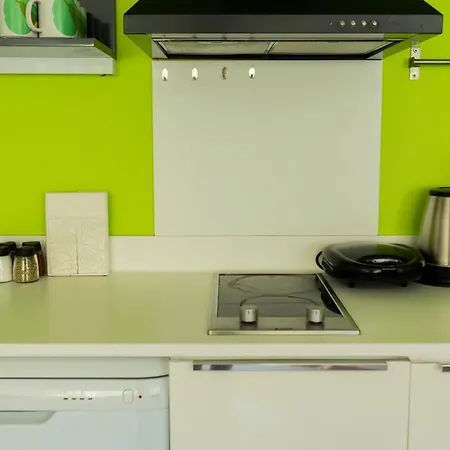 Smart By Summitvista Ξενοδοχείο με διαμερίσματα 4*