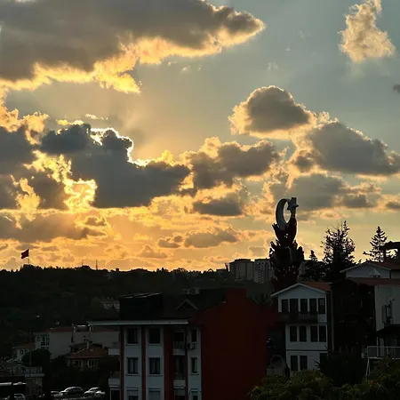 Smart By Summitvista 4*